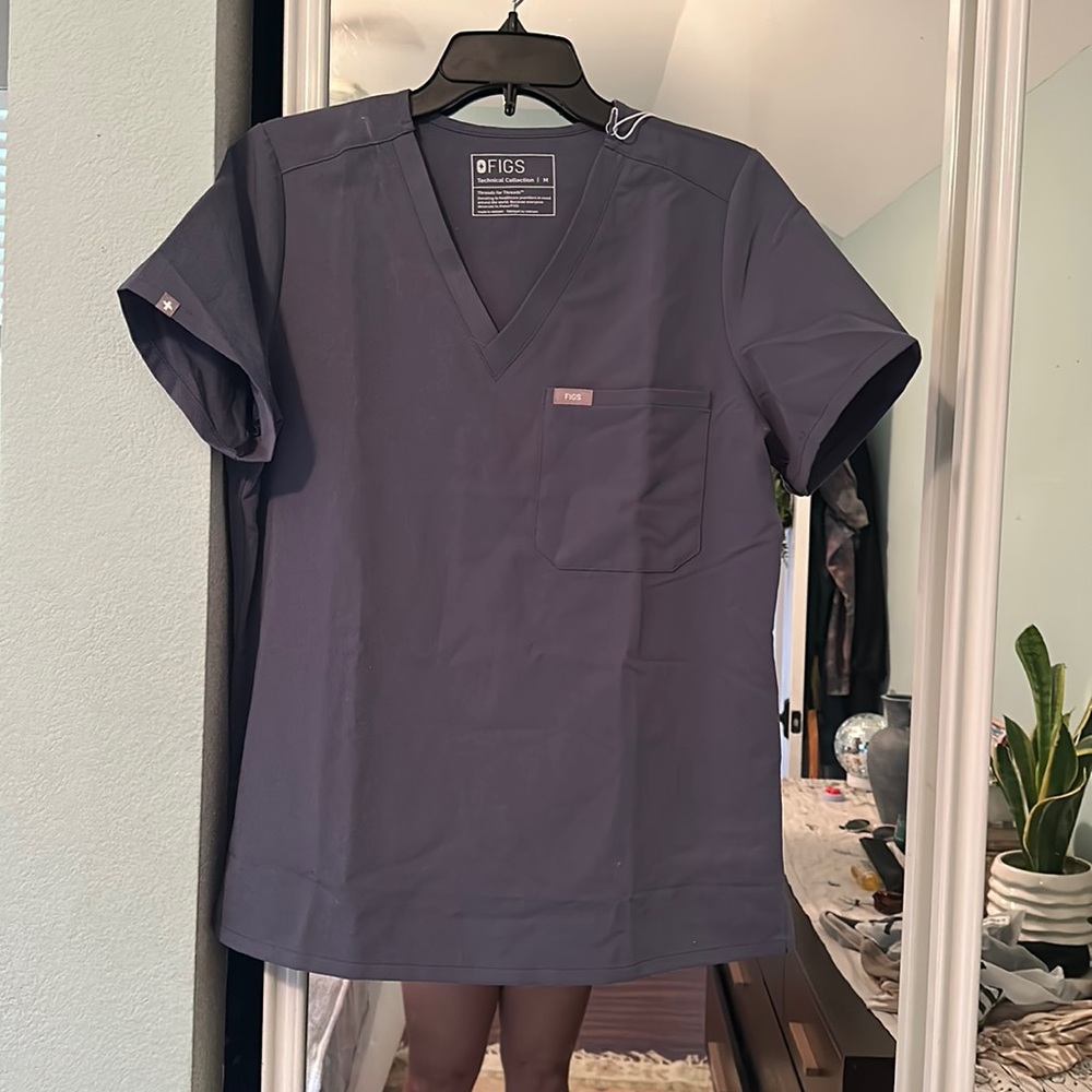 Space NAVY Figs one pocket top
